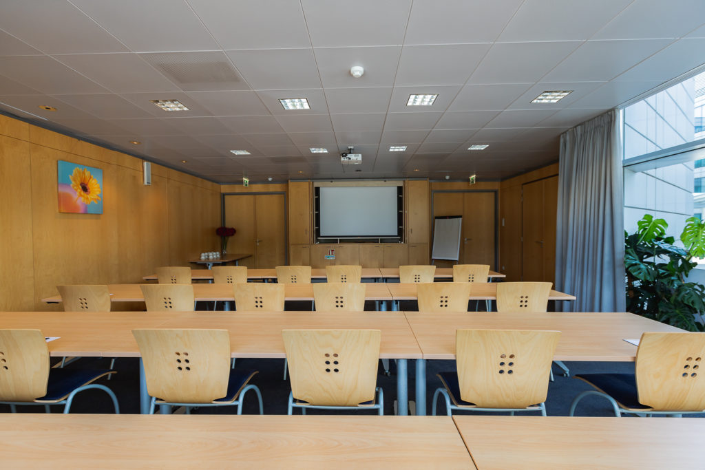 Groupe-NCI-Salle-de-reunion